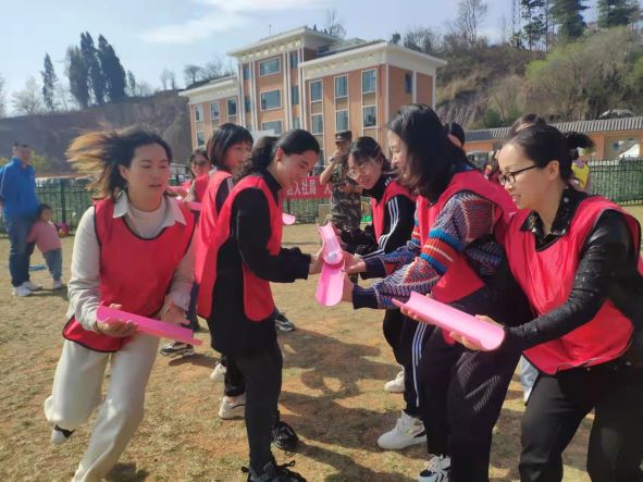 2022三八‘女神節’拓展訓練凝聚力量